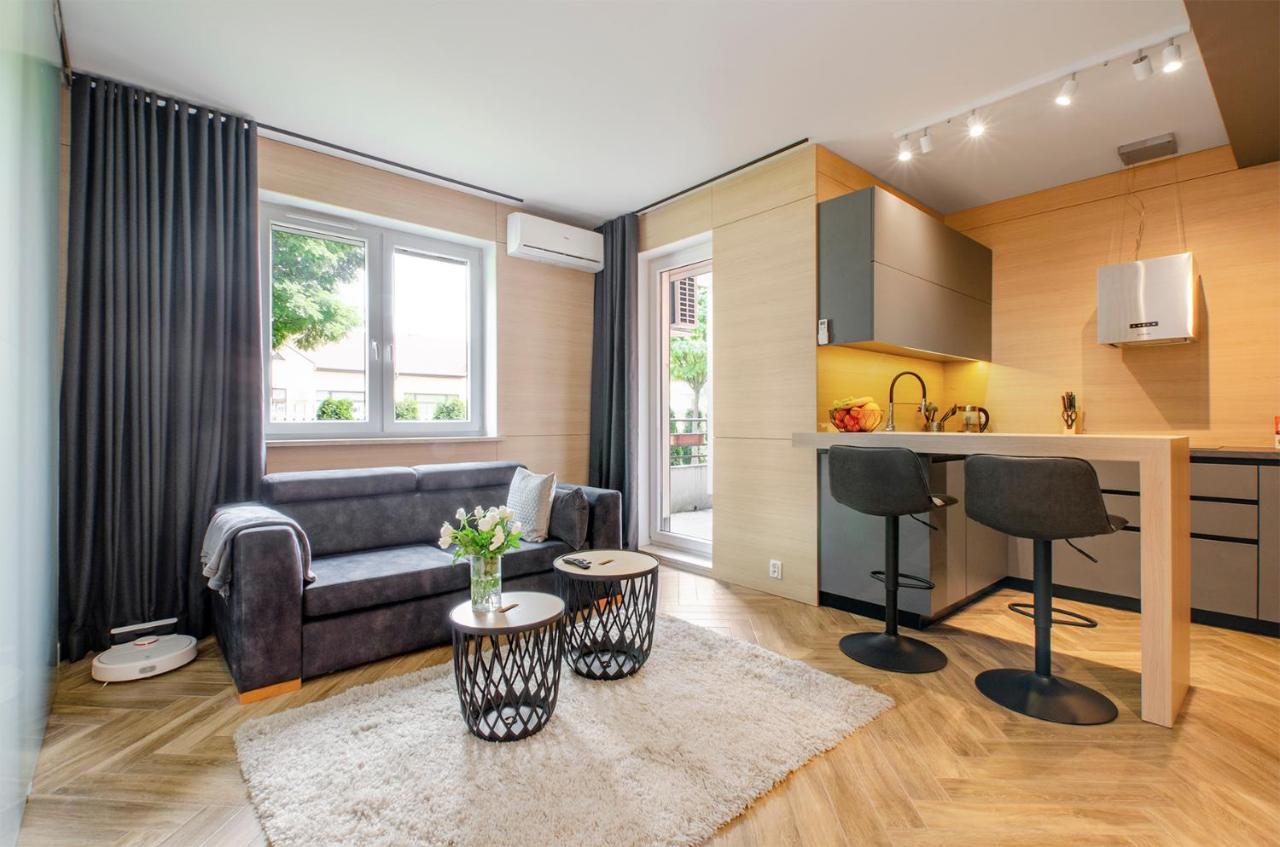 Lupoapartments Kaucja 罗兹 外观 照片