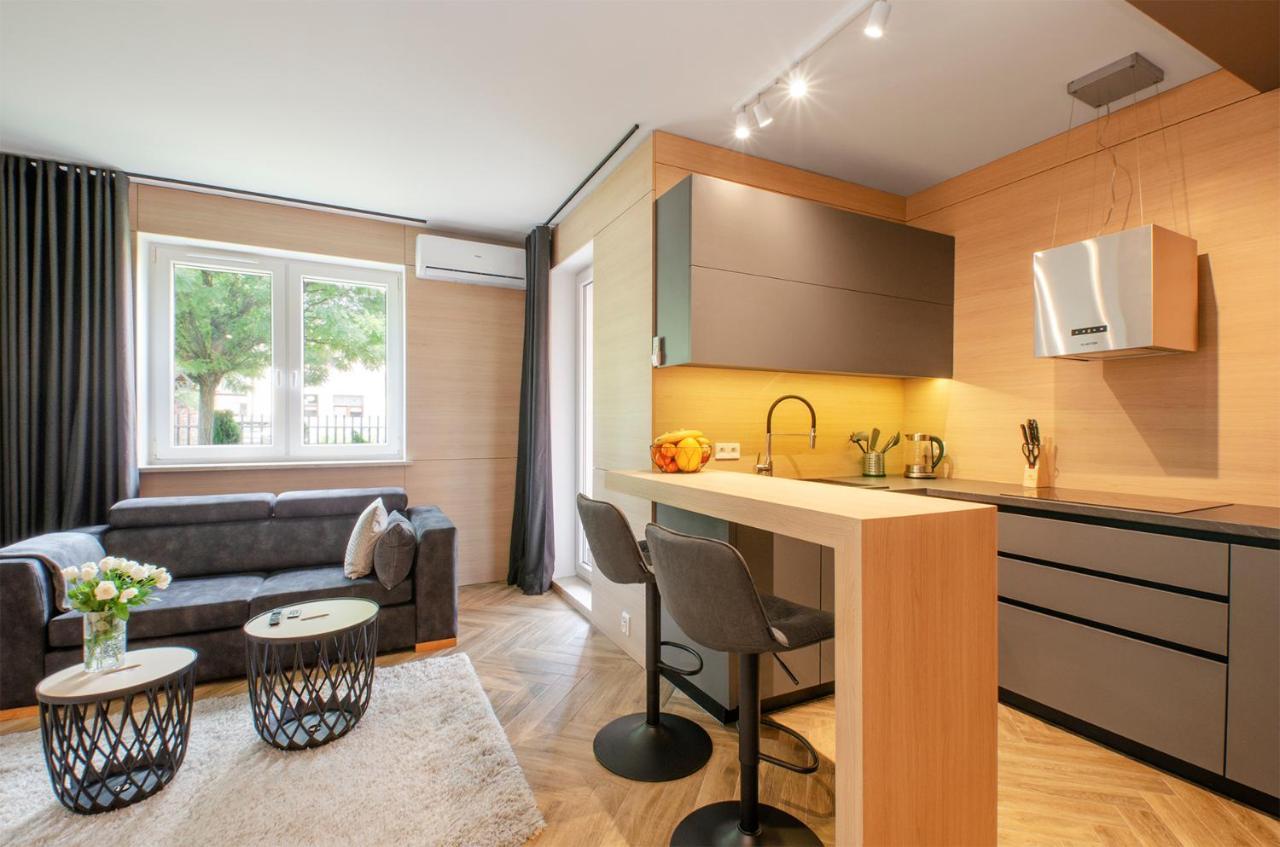 Lupoapartments Kaucja 罗兹 外观 照片