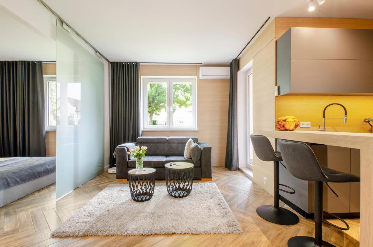 Lupoapartments Kaucja 罗兹 外观 照片